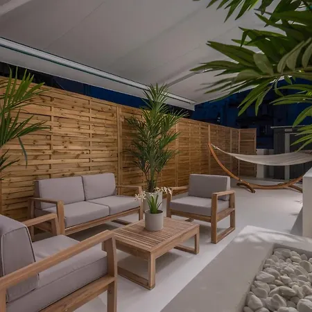 The Small Maisonette Apartment *